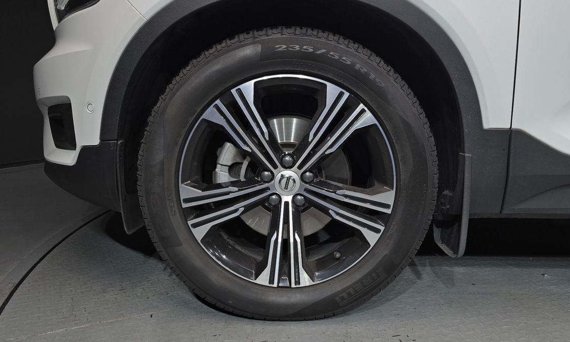Volvo XC40 B4 Inscription, 2022