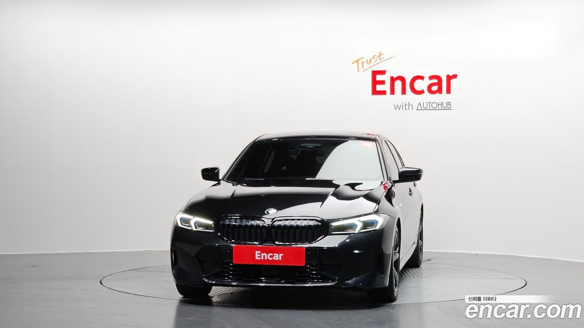 BMW 3-Series 320i M Sport, 2023