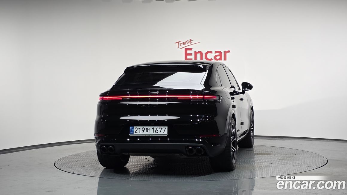 Porsche Cayenne 3.0 Coupe, 2024