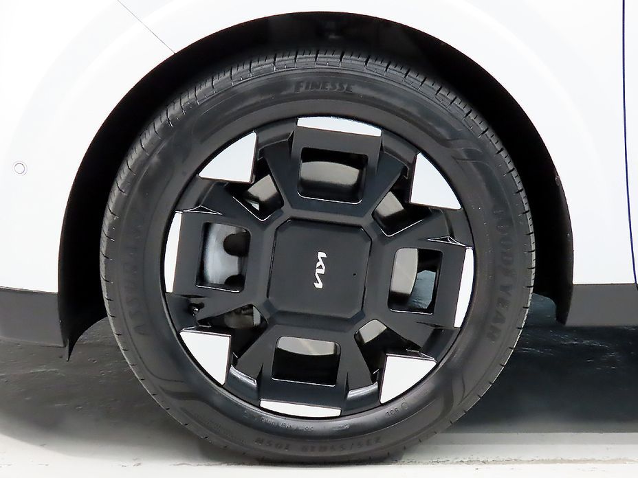 Kia Carnival 7-Seater Noblesse, 2025