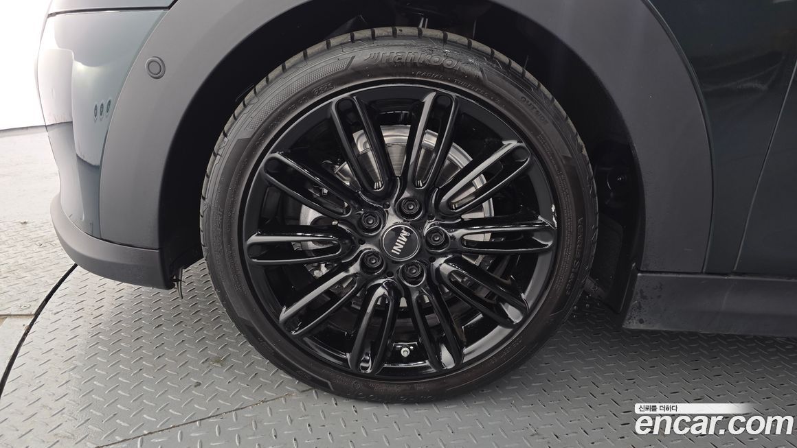 Mini Cooper Convertible Classic, 2024