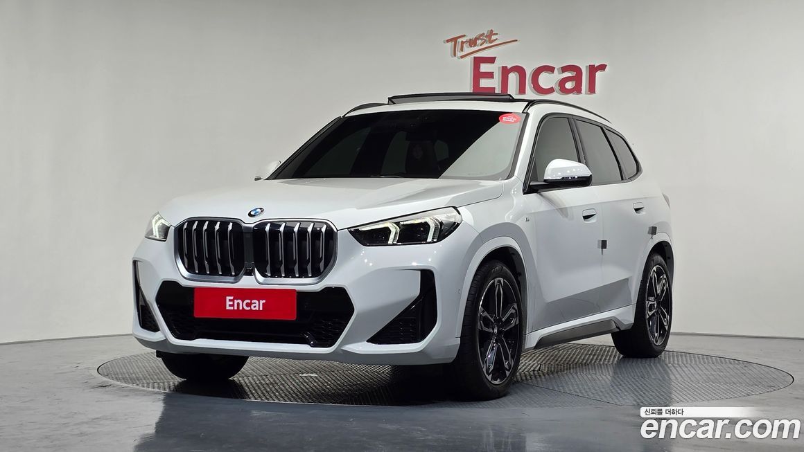 BMW X1 xDrive 20i M Sport, 2025