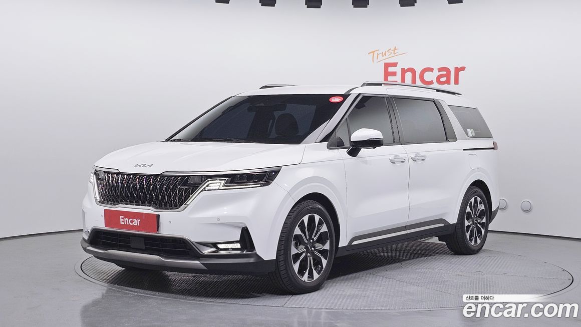 Kia Carnival 9-Seater Signature, 2023