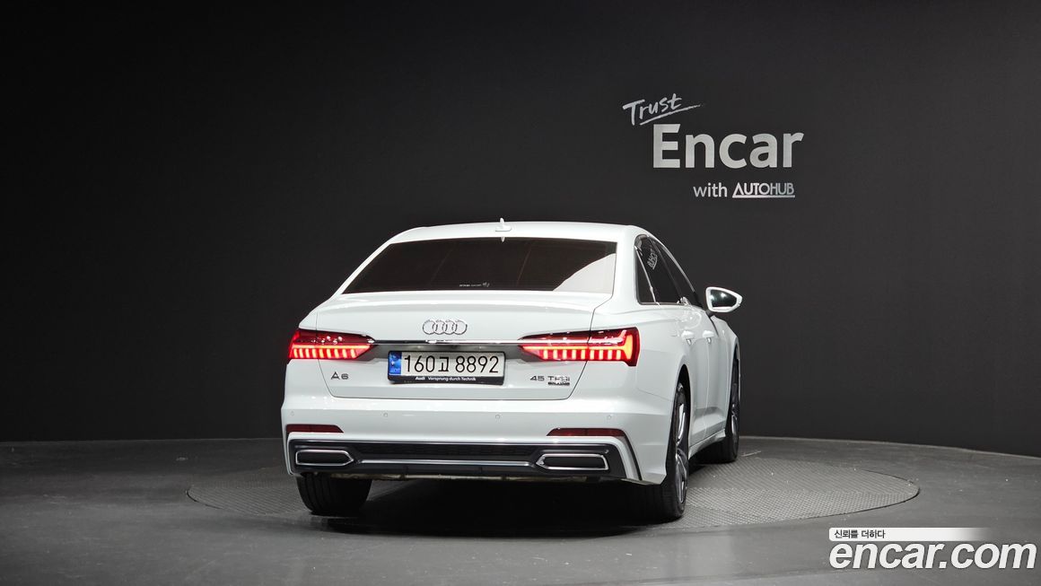 Audi A6 45 TFSI Quattro Premium, 2022