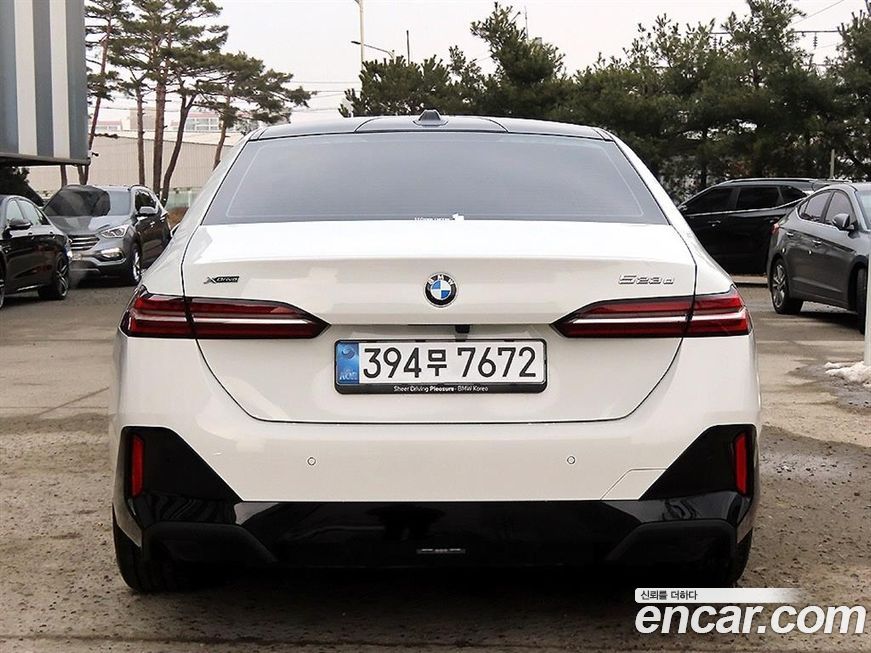 BMW 5-Series 523d M Sport, 2025