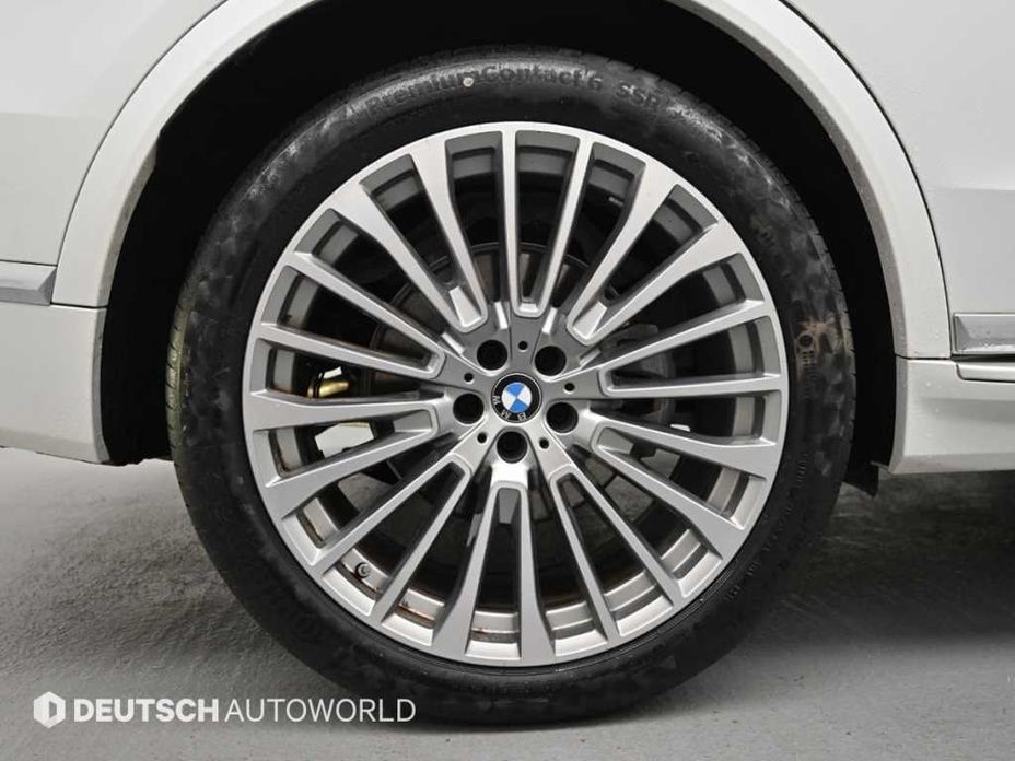 BMW X7 xDrive 40i Design Pure Excellence 7-Seater, 2024