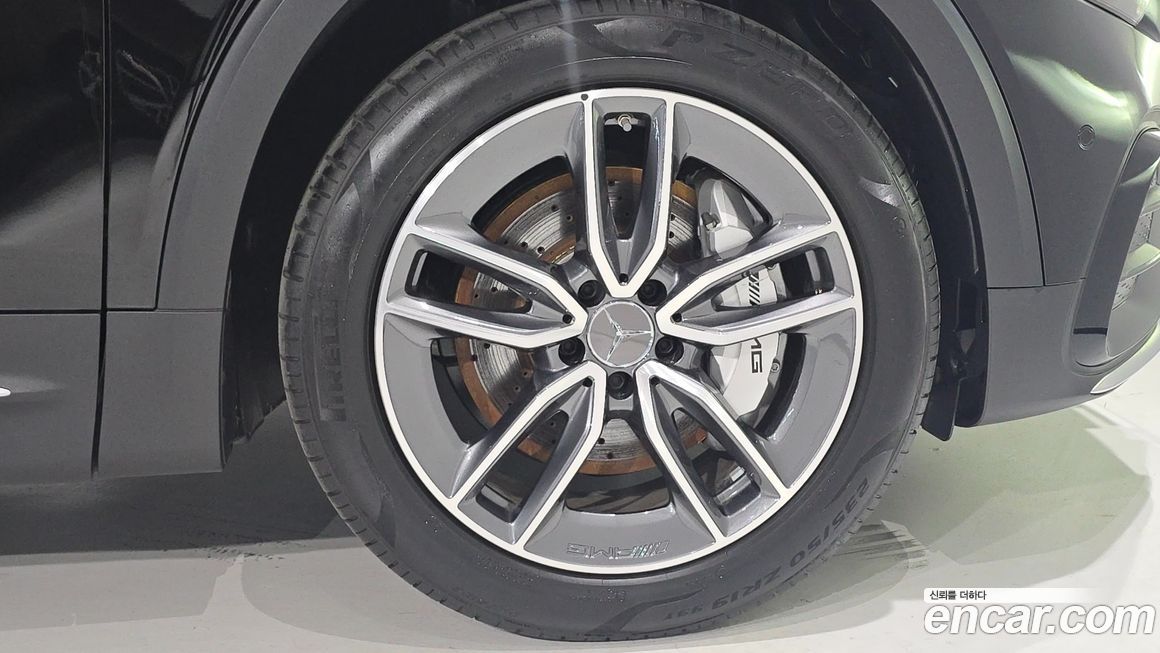 Mercedes-Benz GLB-Class AMG GLB35 4MATIC, 2025