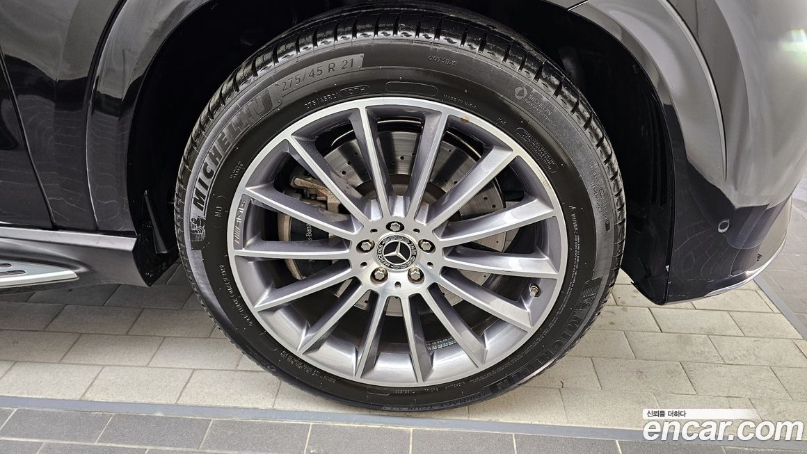 Mercedes-Benz GLE-Class GLE450 4MATIC, 2025