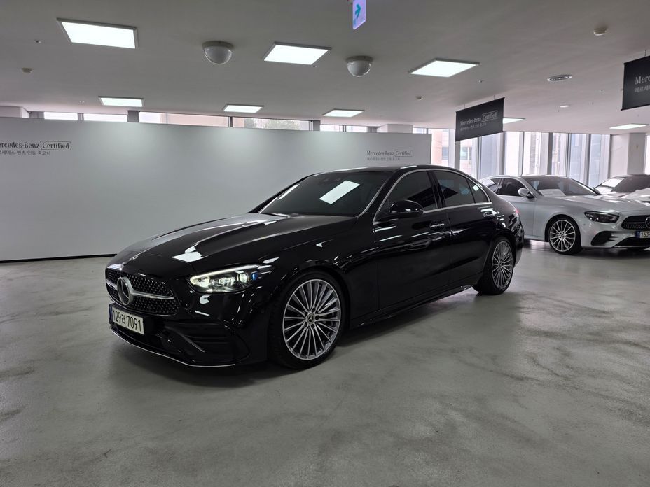 Mercedes-Benz C-Class C300 4MATIC AMG Line, 2023