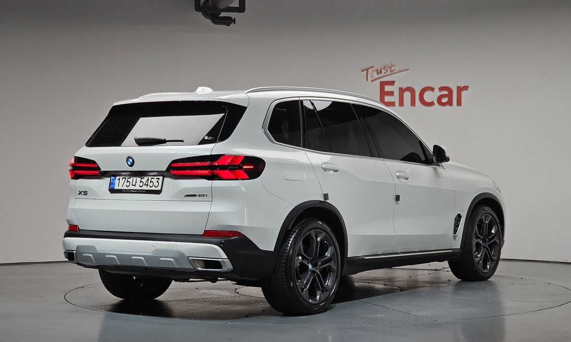 BMW X5 xDrive 40i xLine, 2024