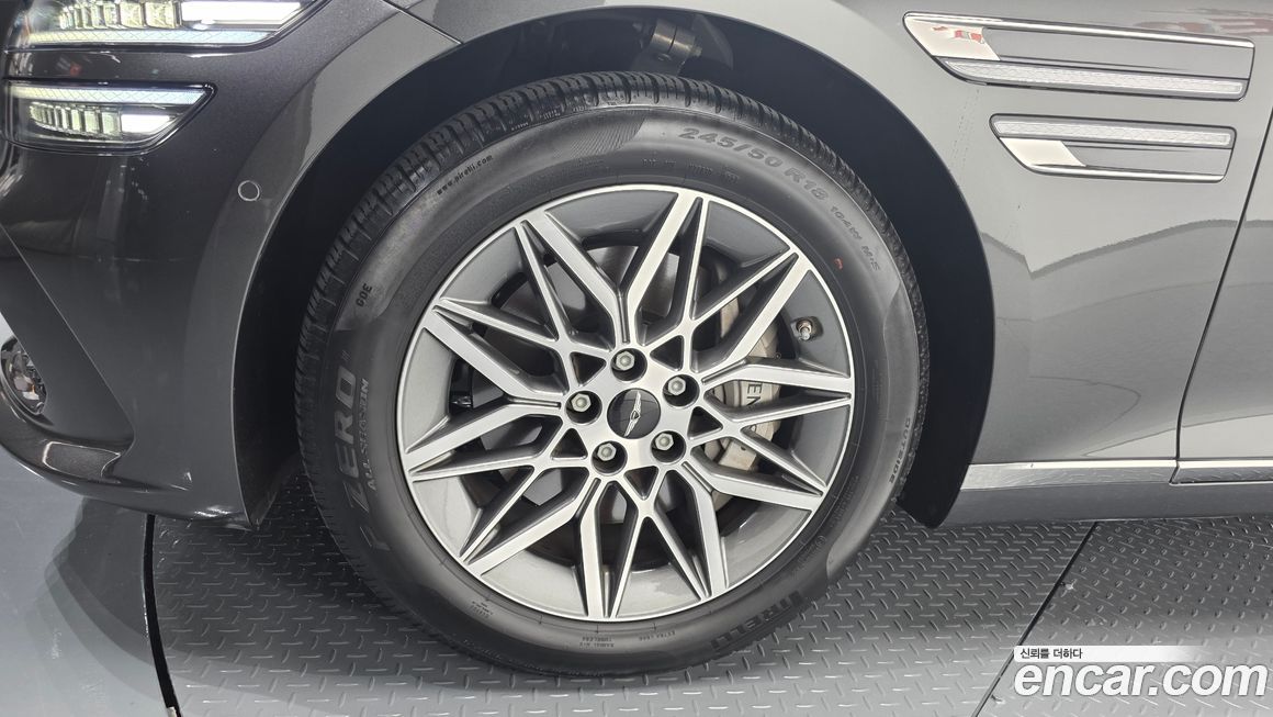Genesis G80 Gasoline 2.5 Turbo AWD, 2025