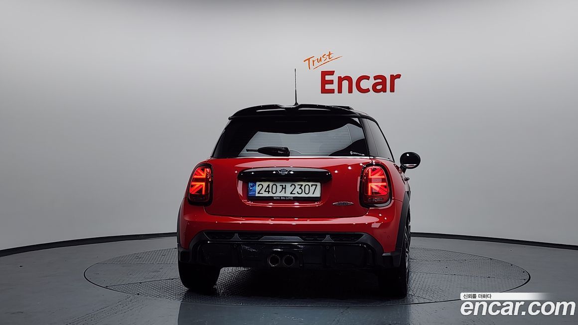 Mini Cooper JCW, 2023