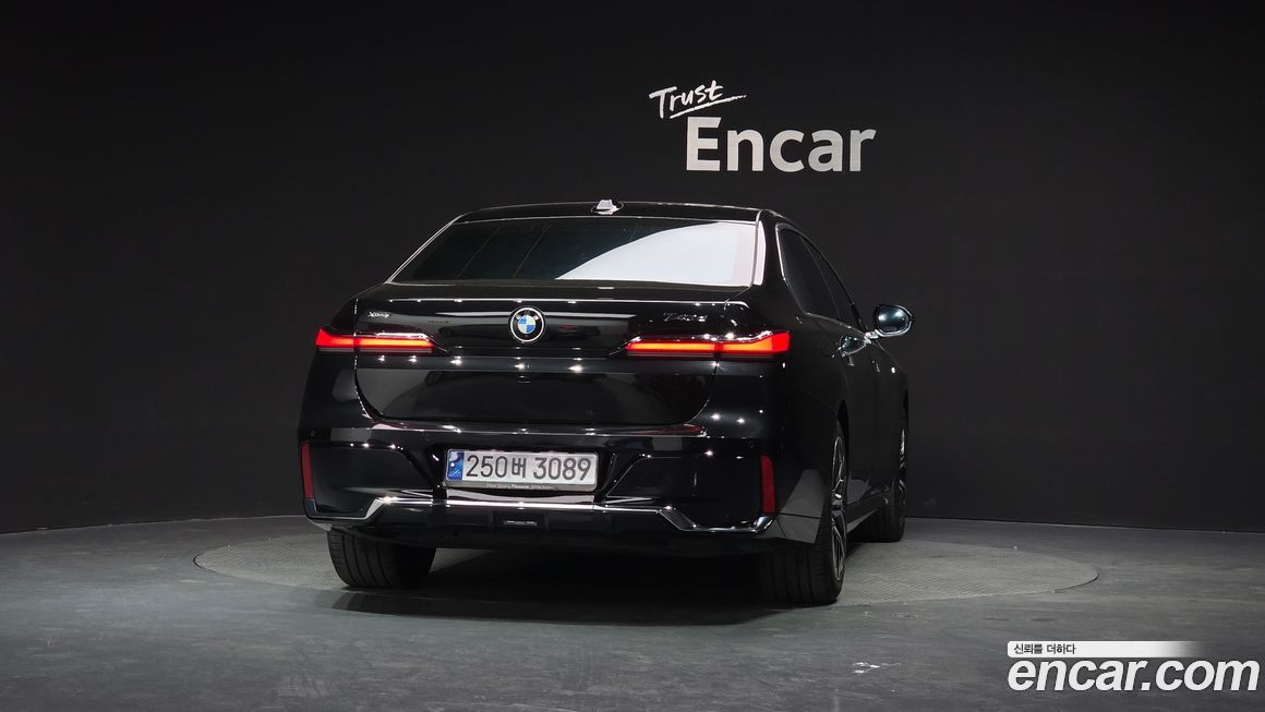 BMW 7-Series 740d xDrive M Sport, 2024