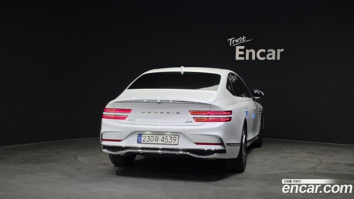 Genesis G80 Gasoline 2.5 Turbo AWD, 2025