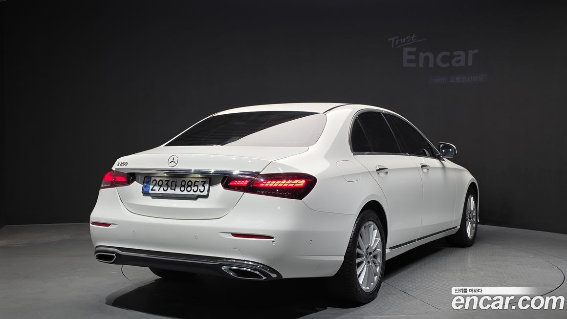 Mercedes-Benz E-Class E250 Exclusive, 2022