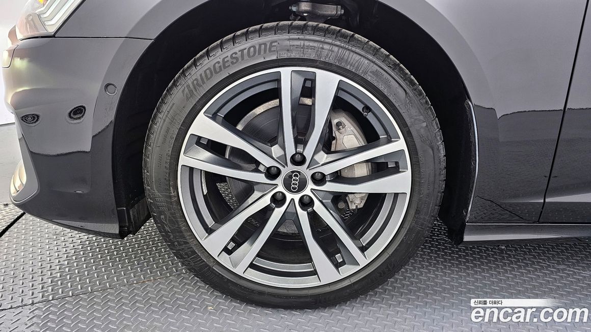Audi A6 45 TFSI Premium, 2023