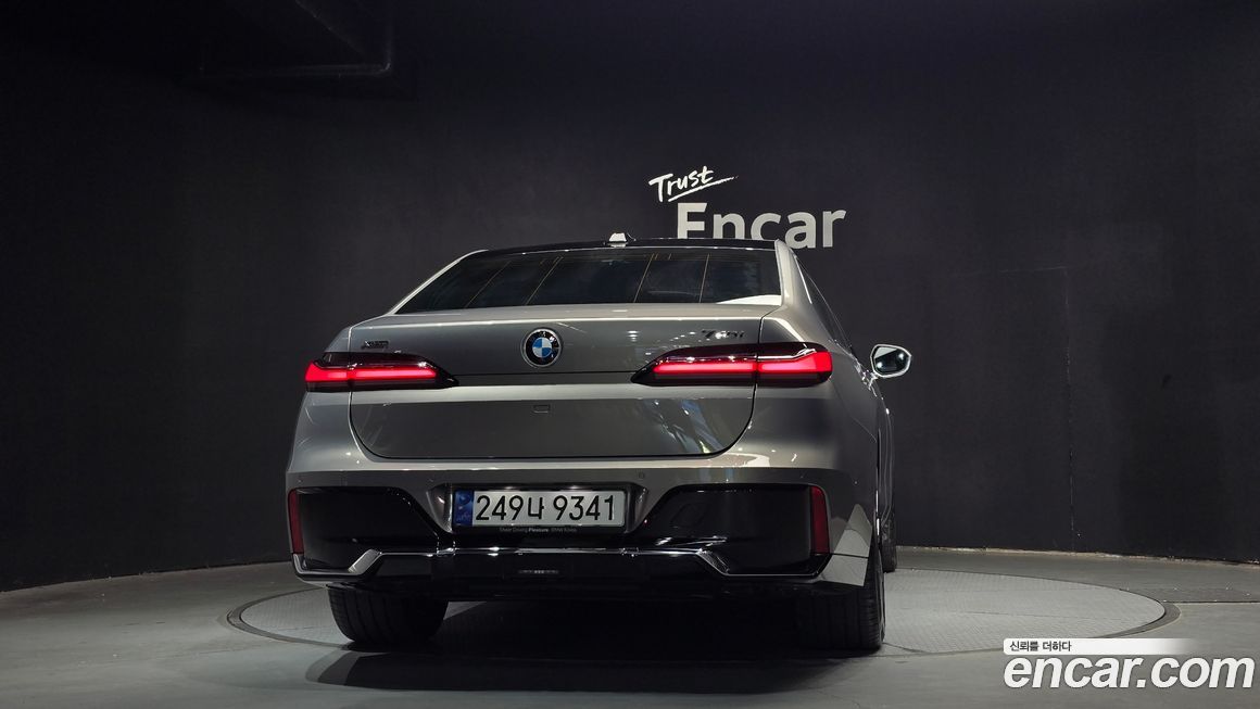 BMW 7-Series 740i xDrive M Sport Limited, 2024