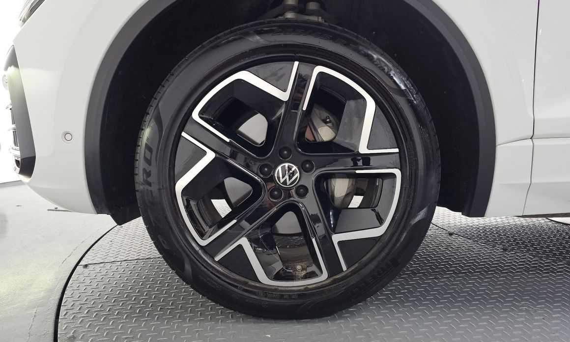 Volkswagen Touareg 3.0 TDI Prestige, 2024
