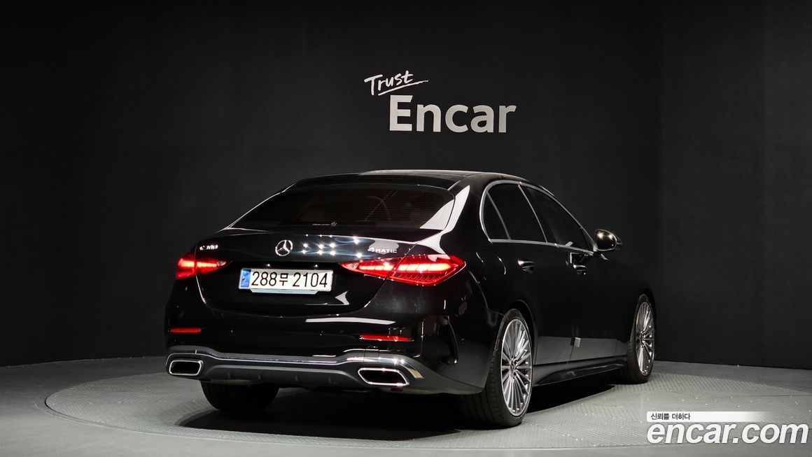 Mercedes-Benz C-Class C300 4MATIC AMG Line, 2023