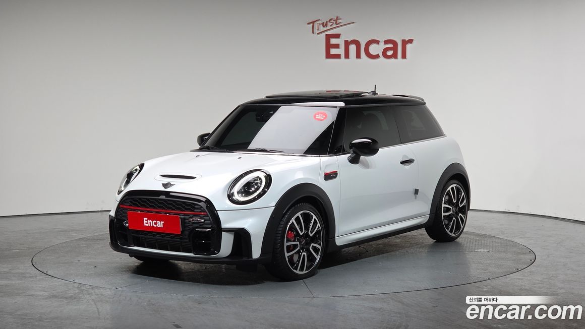 Mini Cooper JCW, 2024