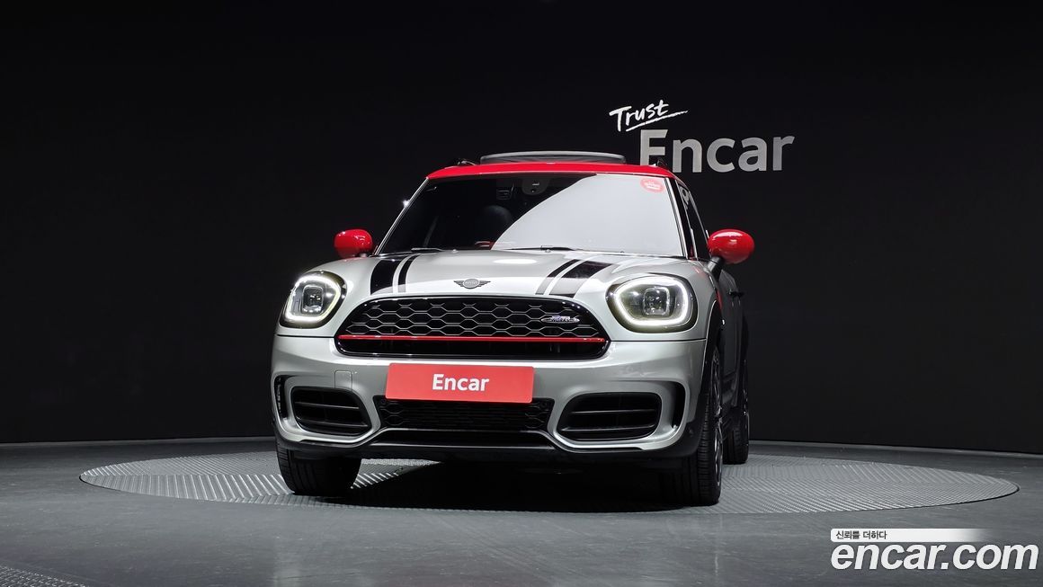 Mini Countryman JCW Launch Pack, 2023