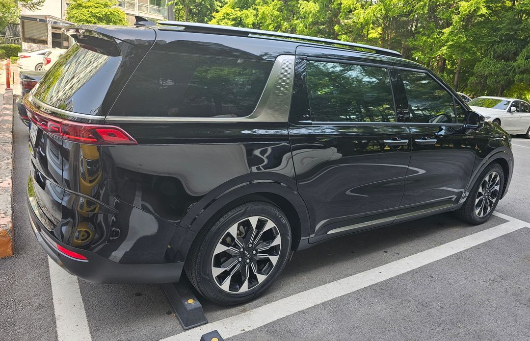 Kia Carnival 9-Seater Noblesse, 2023