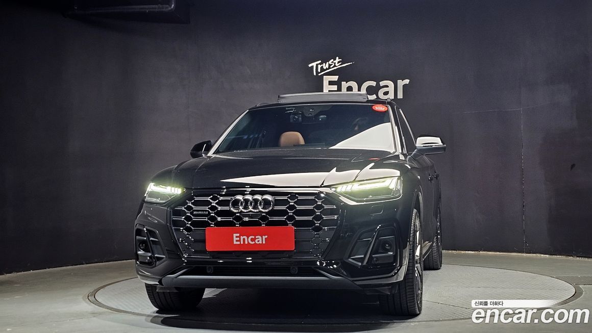 Audi Q5 45 TFSI Quattro Premium, 2024