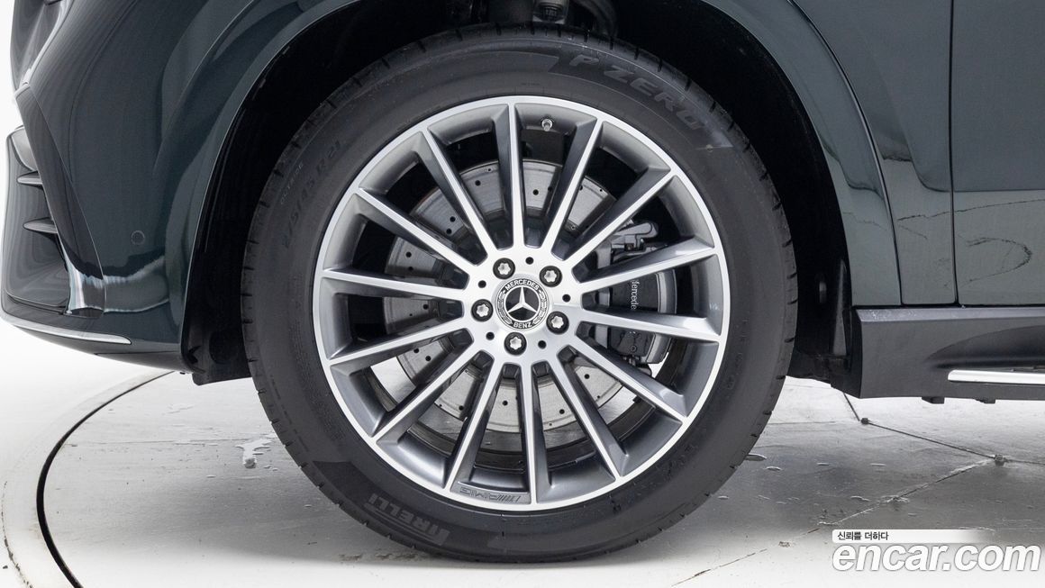 Mercedes-Benz GLE-Class GLE450 4MATIC, 2025