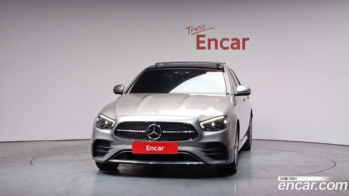 Mercedes-Benz E-Class E350 4MATIC AMG Line, 2022