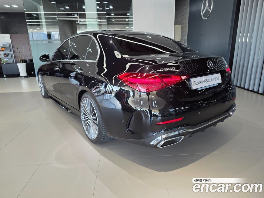 Mercedes-Benz C-Class C300 4MATIC AMG Line, 2024