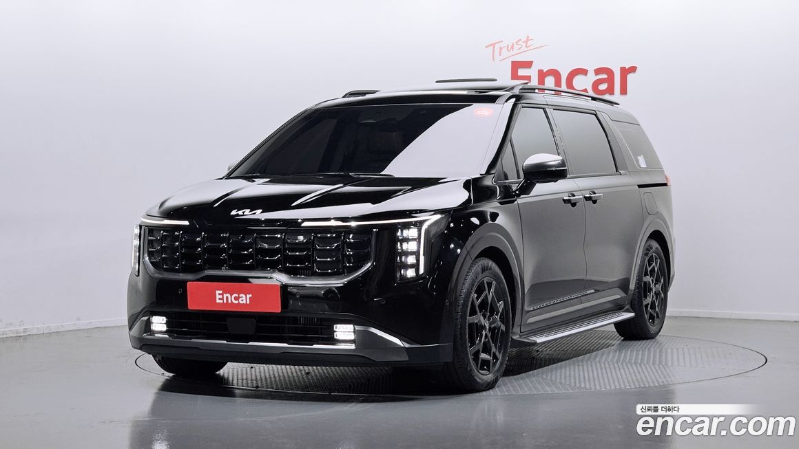 Kia Carnival 7-Seater Gravity, 2024