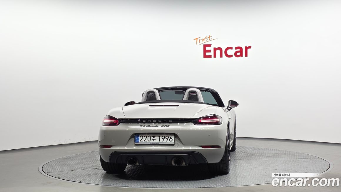Porsche 718 4.0 GTS, 2024