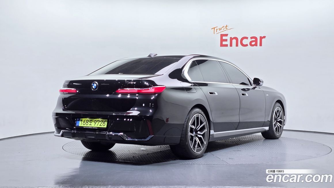 BMW 7-Series 740d xDrive M Sport, 2025