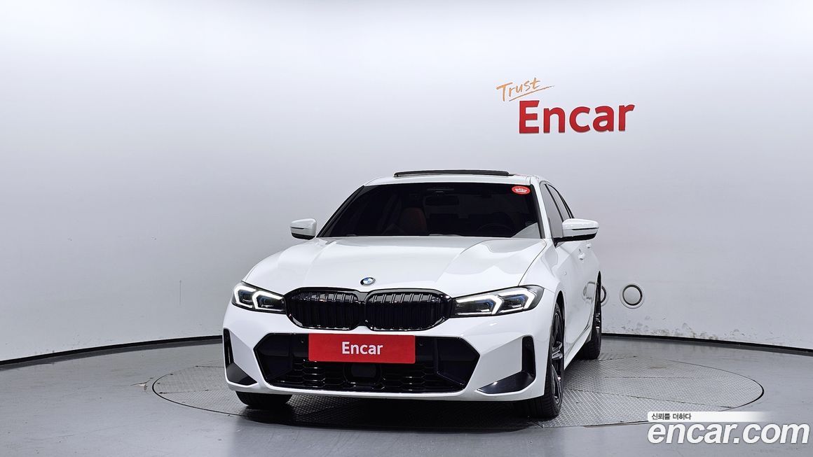 BMW 3-Series 320i M Sport, 2023