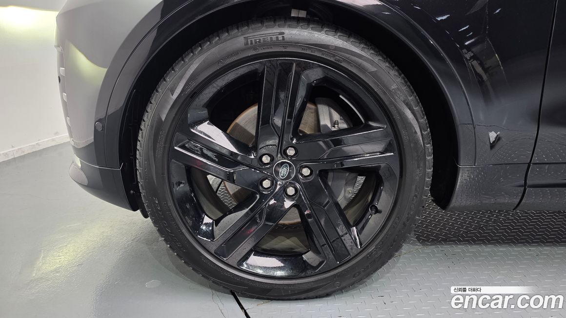 Land Rover Discovery P360 Dynamic HSE, 2025