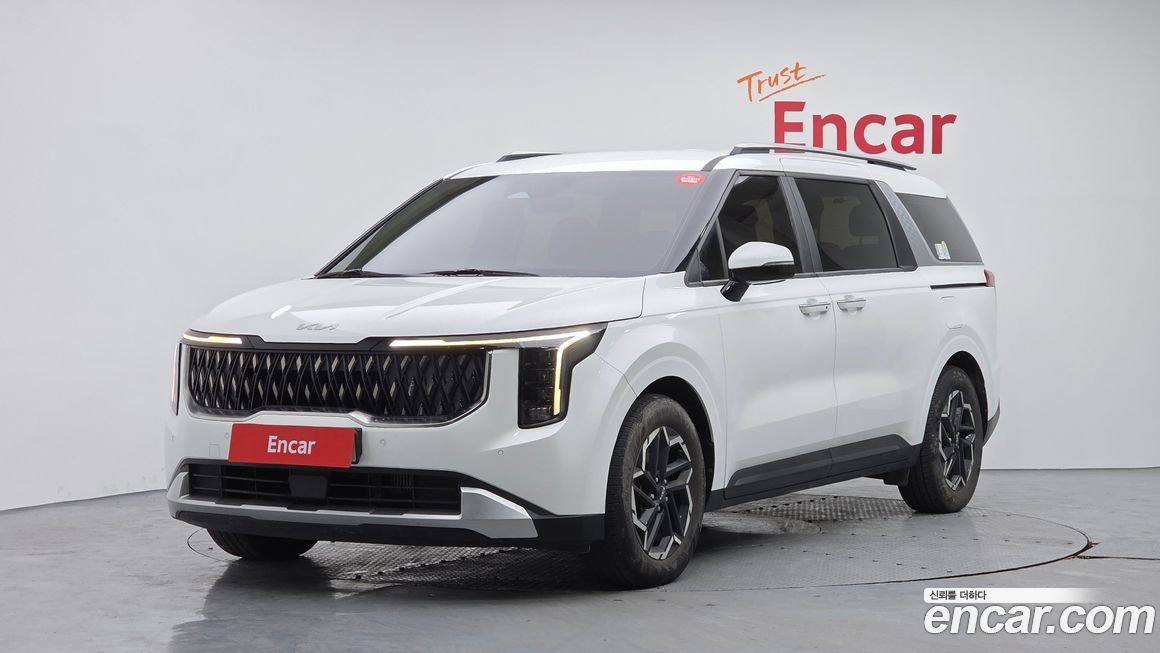 Kia Carnival 9-Seater Prestige, 2024