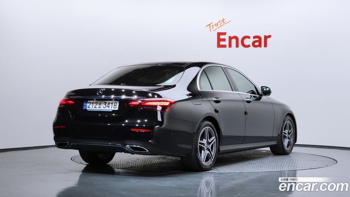 Mercedes-Benz E-Class E250 AMG Line, 2023