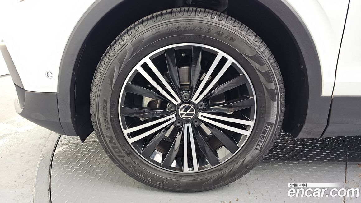 Volkswagen Tiguan 2.0 TDI Premium, 2023