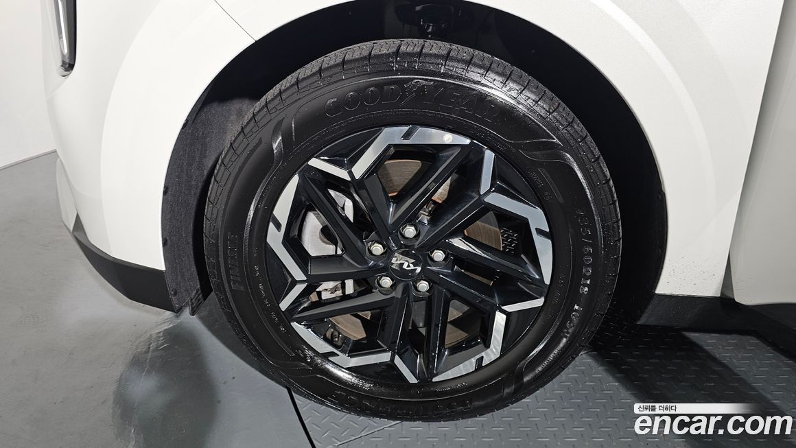 Kia Carnival 7-Seater Hi Limousine (Special Vehicle), 2025