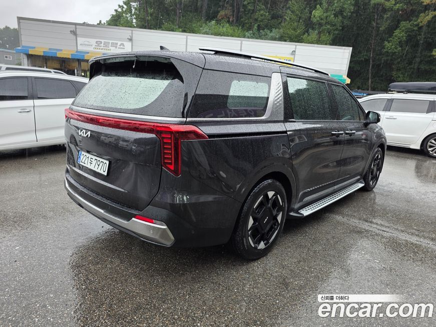 Kia Carnival 9-Seater Signature, 2025