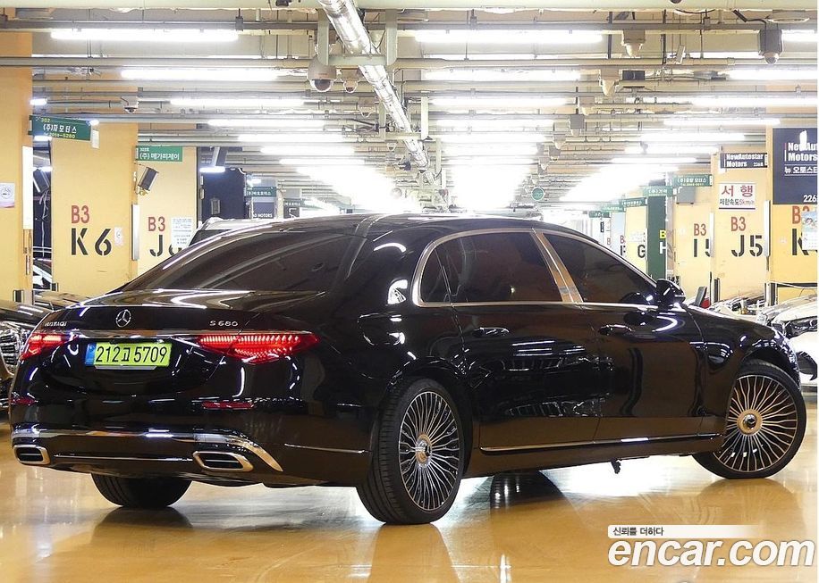 Mercedes-Benz S-Class Maybach S680 4MATIC, 2024