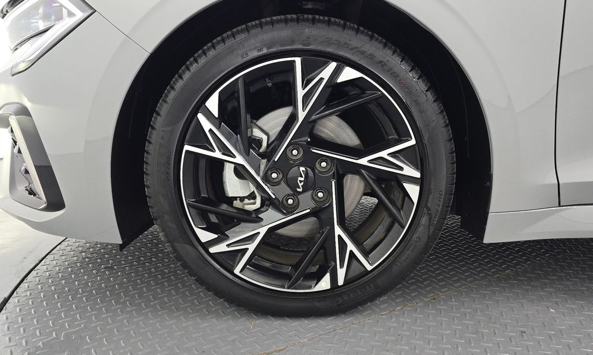 Kia K5 2.0, 2024