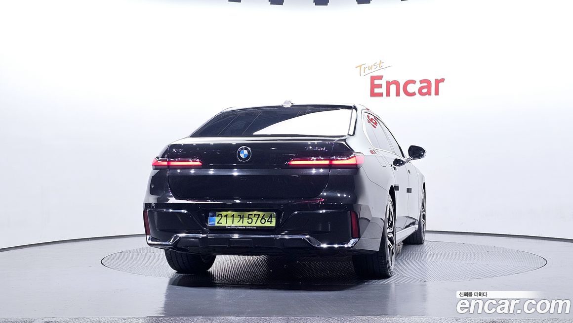 BMW 7-Series 740d xDrive M Sport, 2025