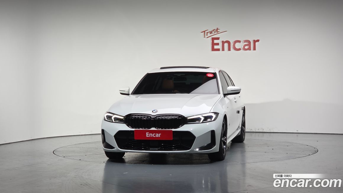 BMW 3-Series 320i M Sport, 2023