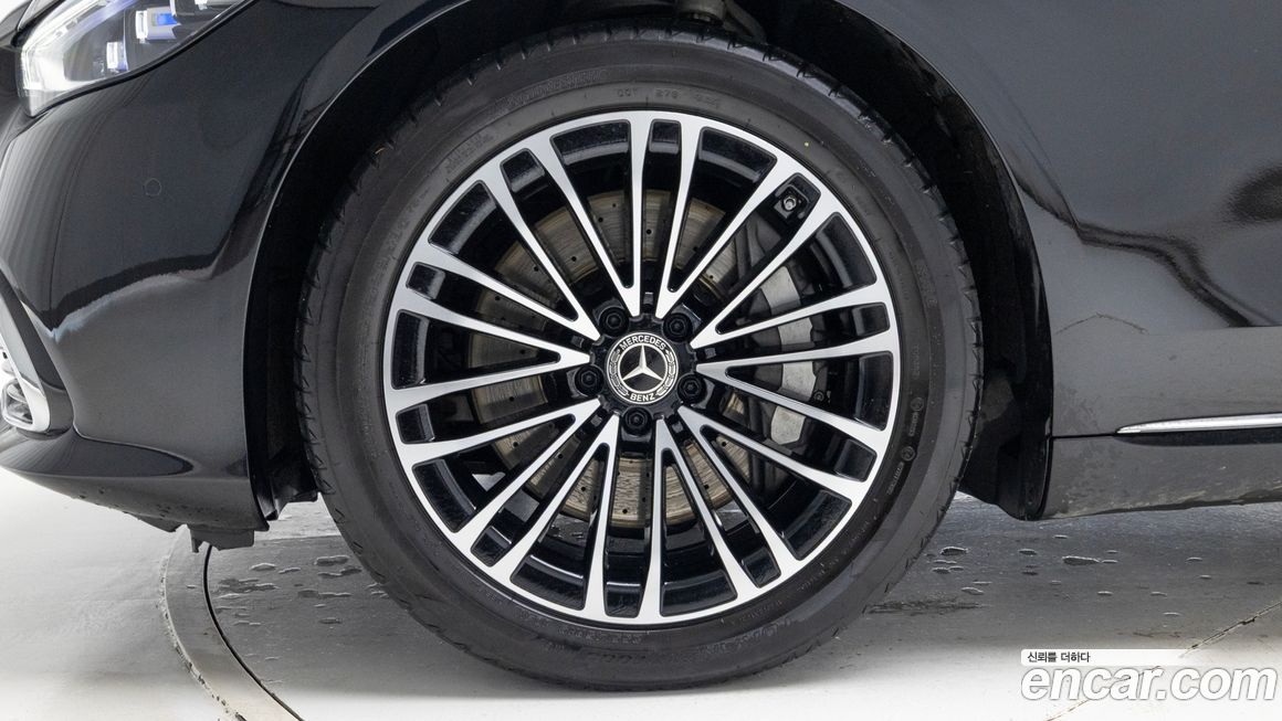 Mercedes-Benz S-Class S350 d 4MATIC, 2025