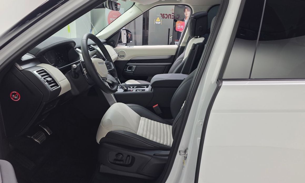 Land Rover Discovery D350 Dynamic HSE, 2025