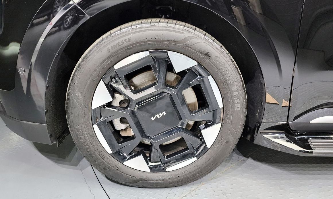 Kia Carnival 7-Seater Noblesse, 2024