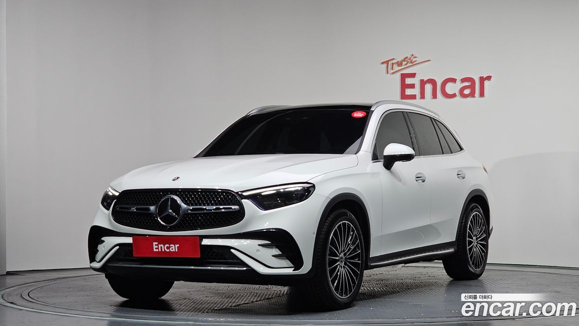 Mercedes-Benz GLC-Class GLC300 4MATIC AMG Line, 2025