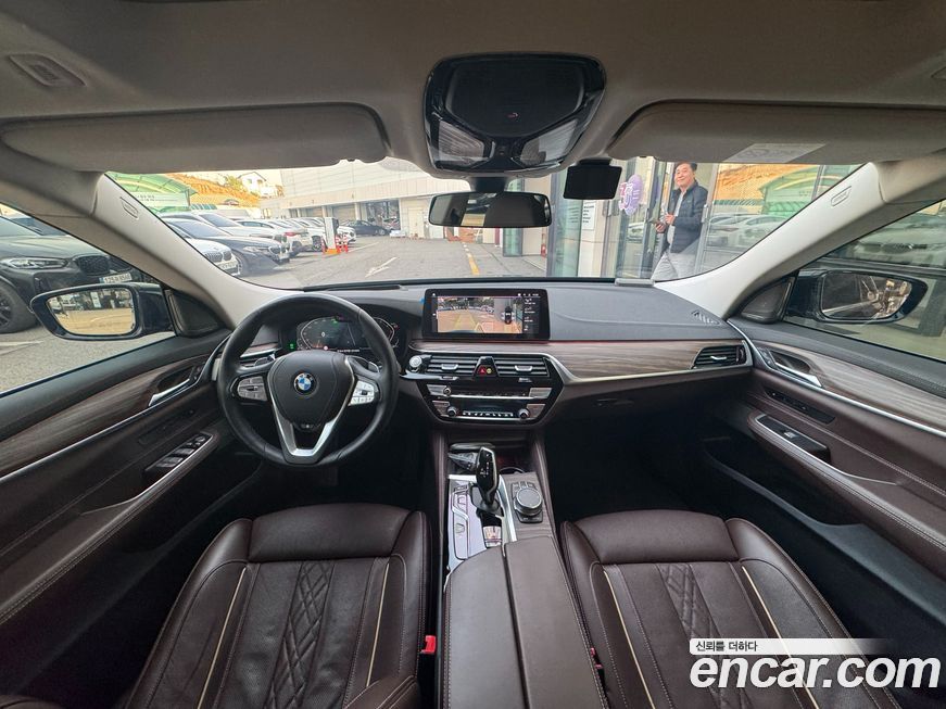 BMW Gran Turismo 630i xDrive Luxury, 2024