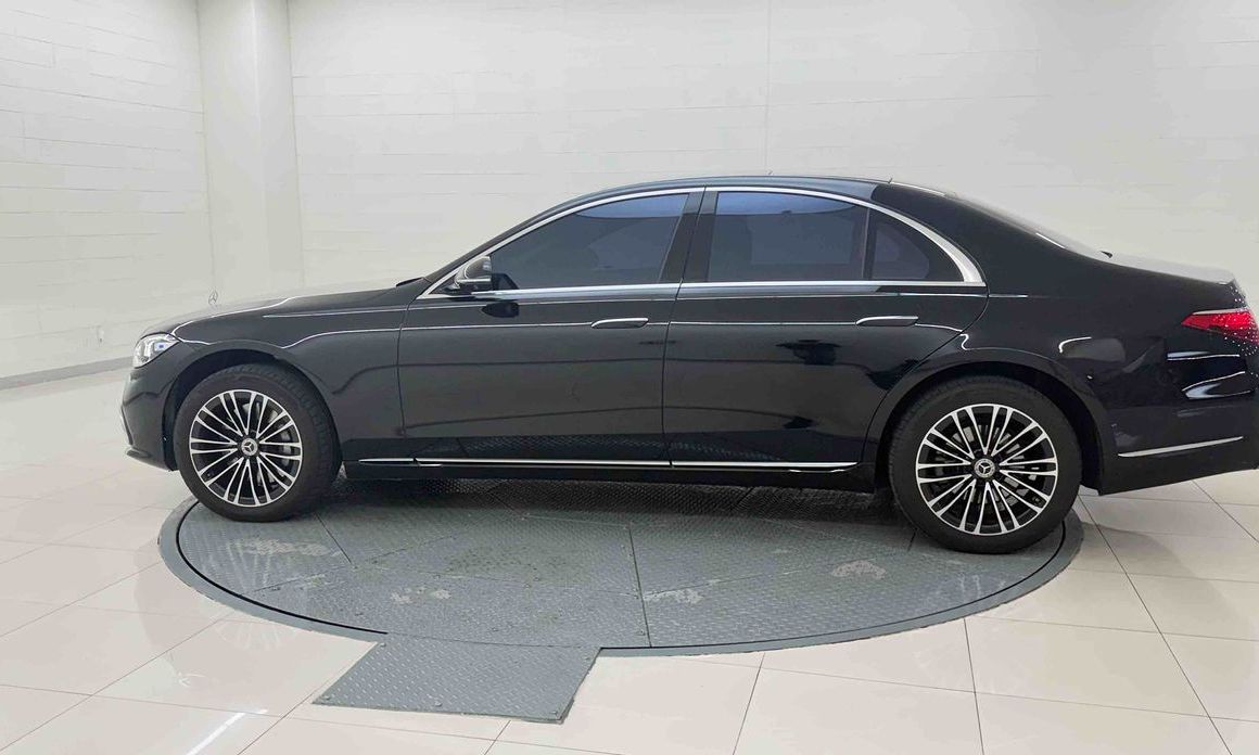 Mercedes-Benz S-Class S350 d 4MATIC, 2025